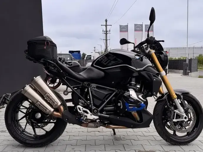 BMW R1250R