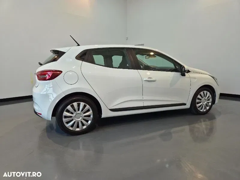 Renault Clio — imagine 4