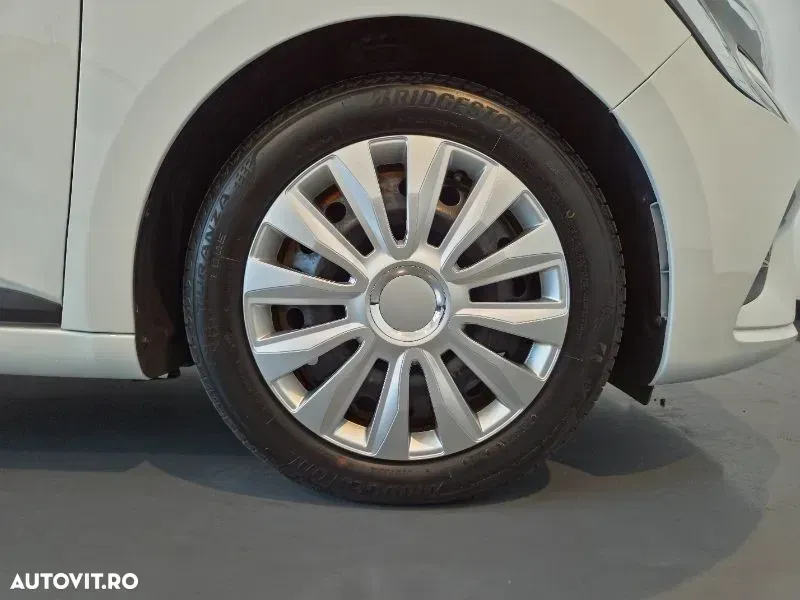 Renault Clio — imagine 6
