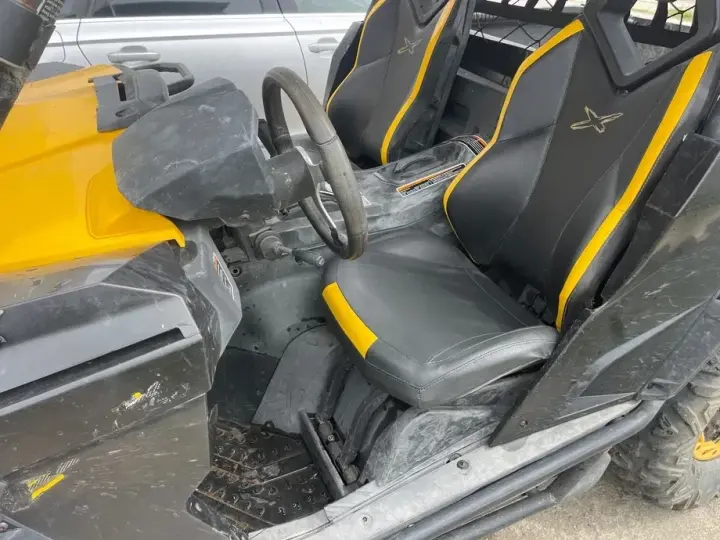 Can-Am Commander 1000 xtp