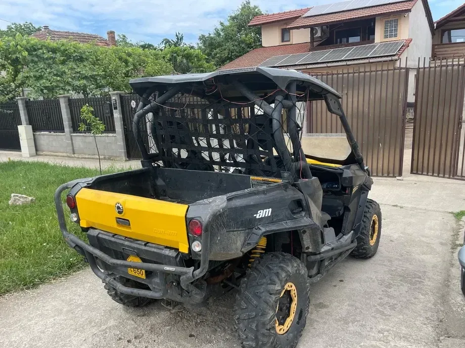 Can-Am Commander 1000 xtp — imagine 3