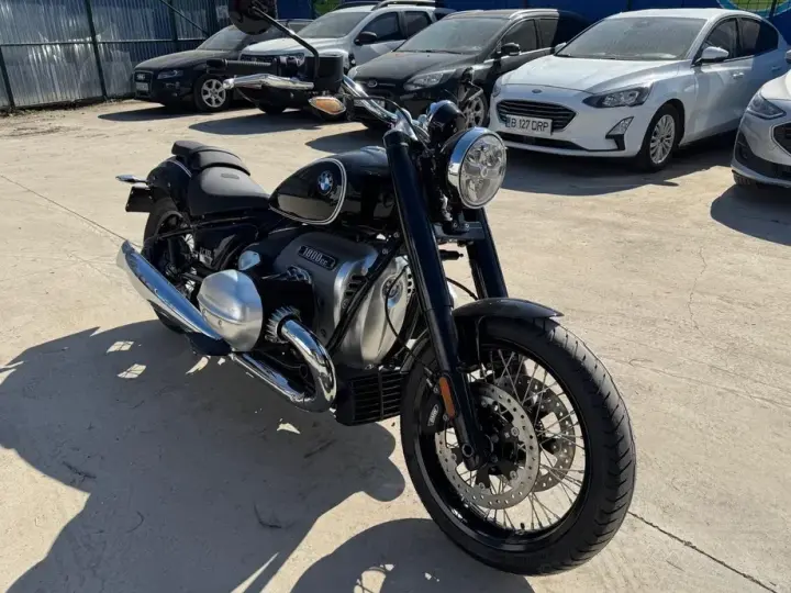 BMW R 18 First Edition