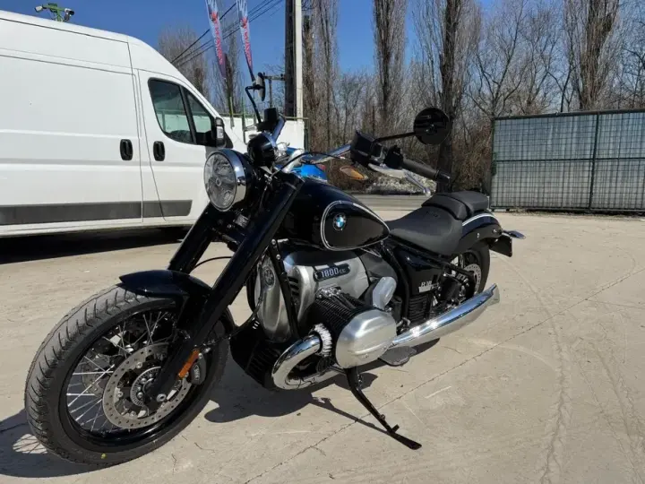 BMW R 18 First Edition