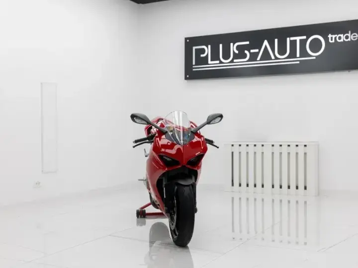 Ducati Panigale V2