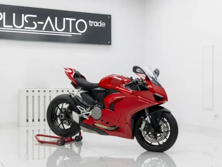 Ducati Panigale V2