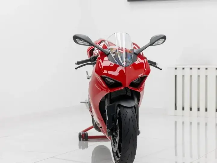 Ducati Panigale V2