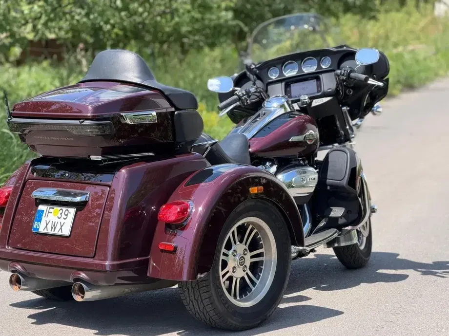 Harley-Davidson Tri Glide Ultra 114 — imagine 6