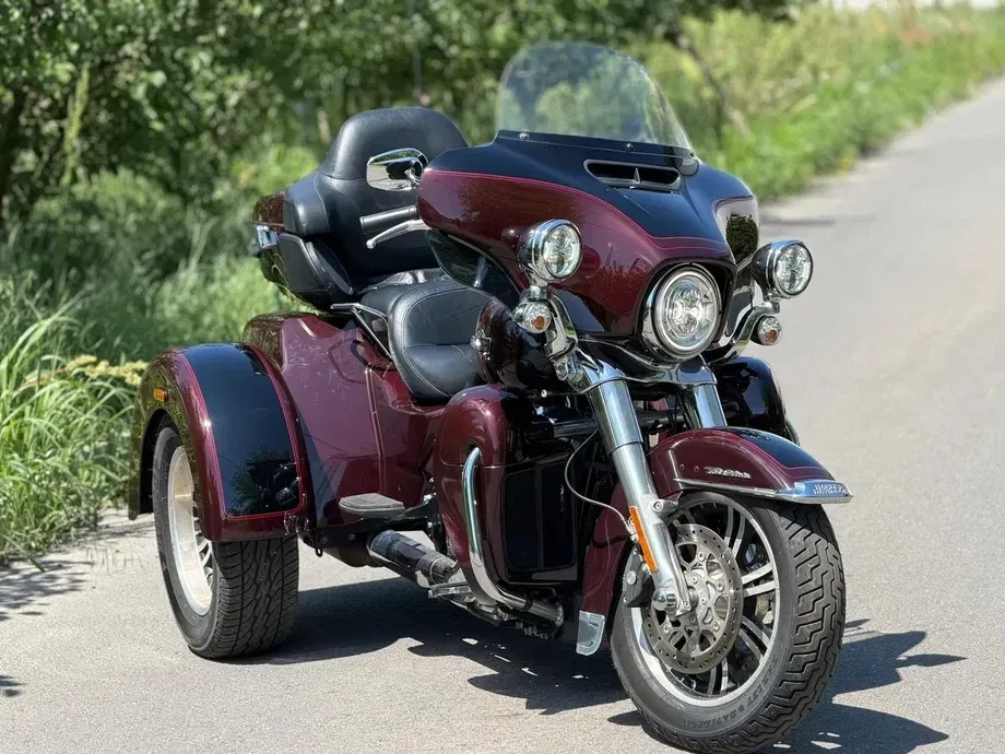 Harley-Davidson Tri Glide Ultra 114 — imagine 2