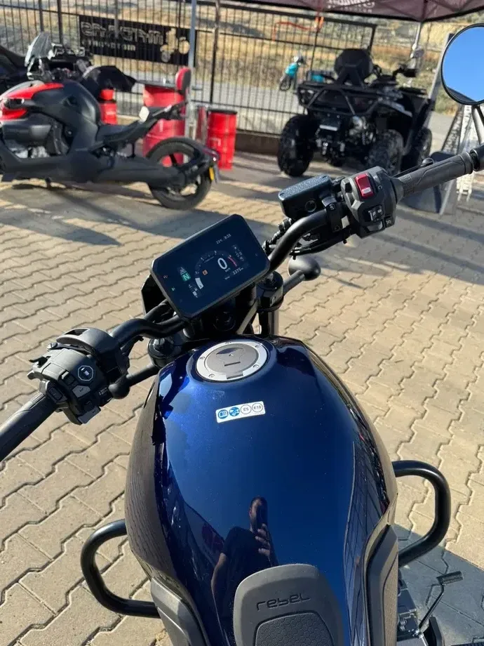 Honda Rebel 1100 — imagine 2