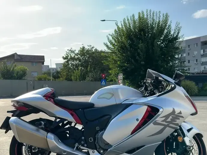 Suzuki GSX 1300R Hayabusa