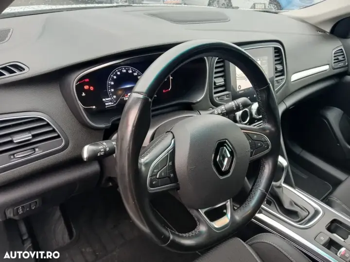 Renault Mégane IV Blue dCi 116 EDC Intens