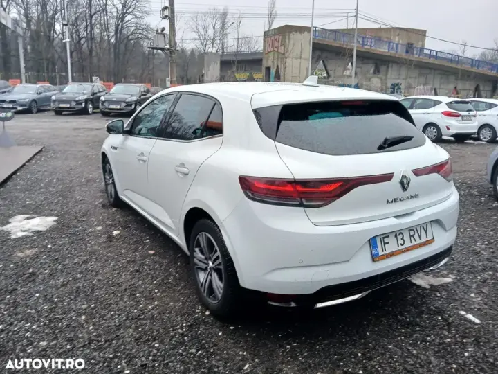 Renault Mégane IV Blue dCi 116 EDC Intens
