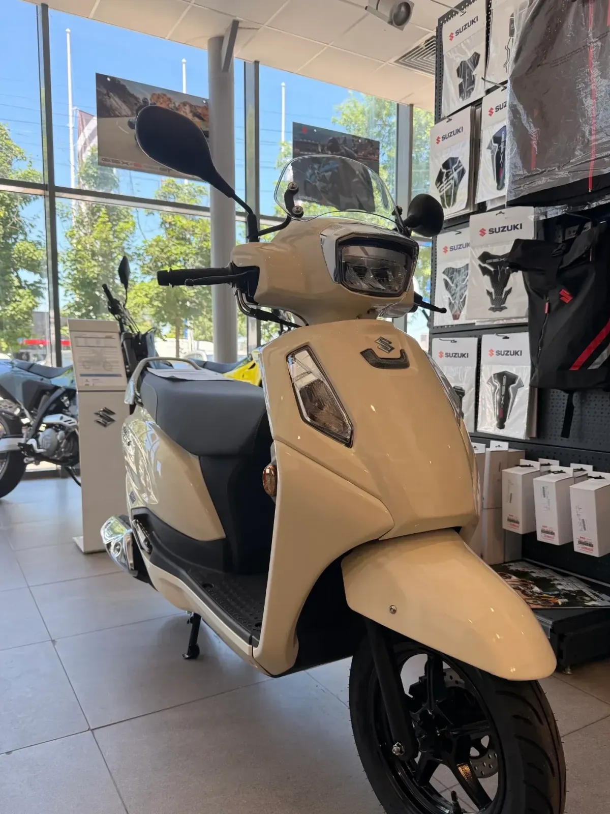 Suzuki Address — imagine 3