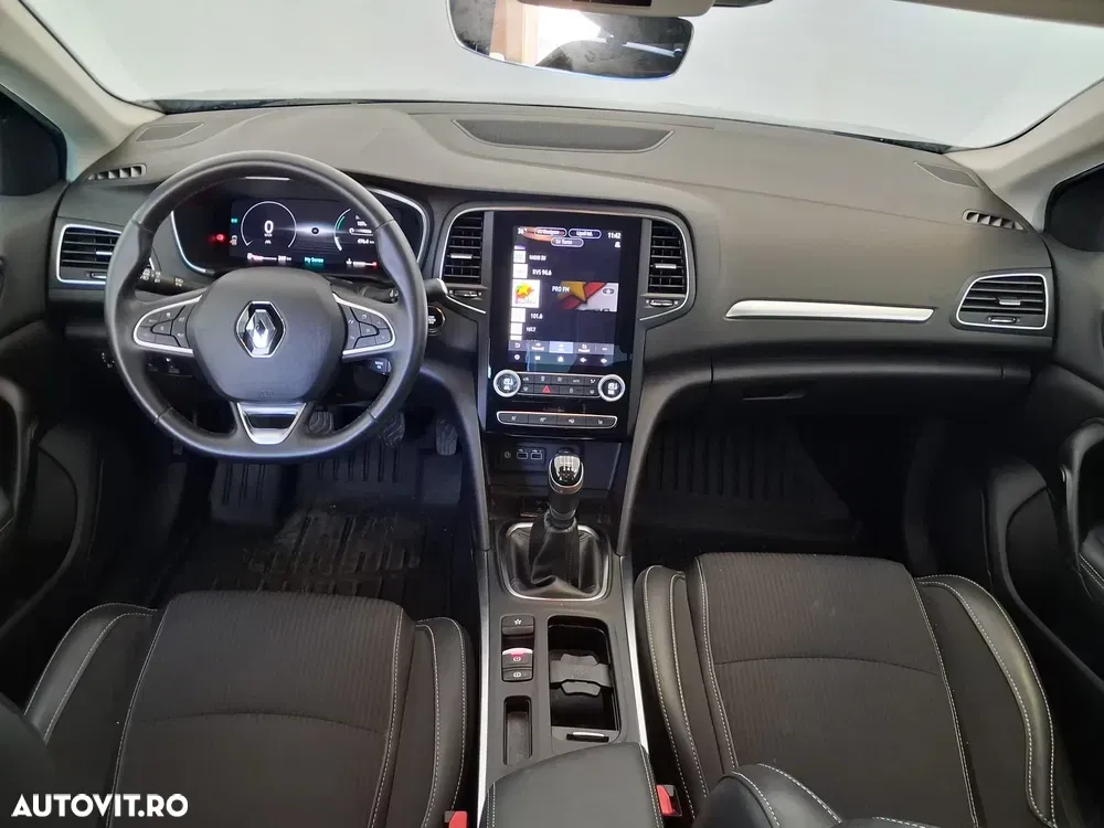 Renault Mégane IV TCe 140 GPF Techno — imagine 3