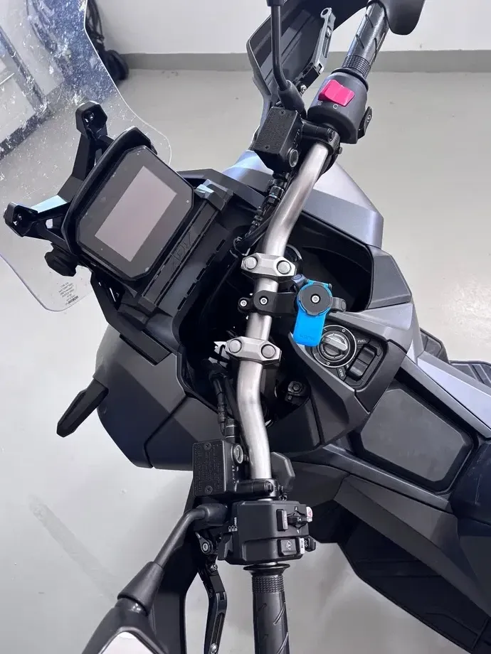 Honda ADV 350 — imagine 4