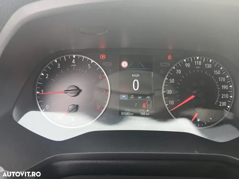 Renault Captur II TCe 90 Intens — imagine 6
