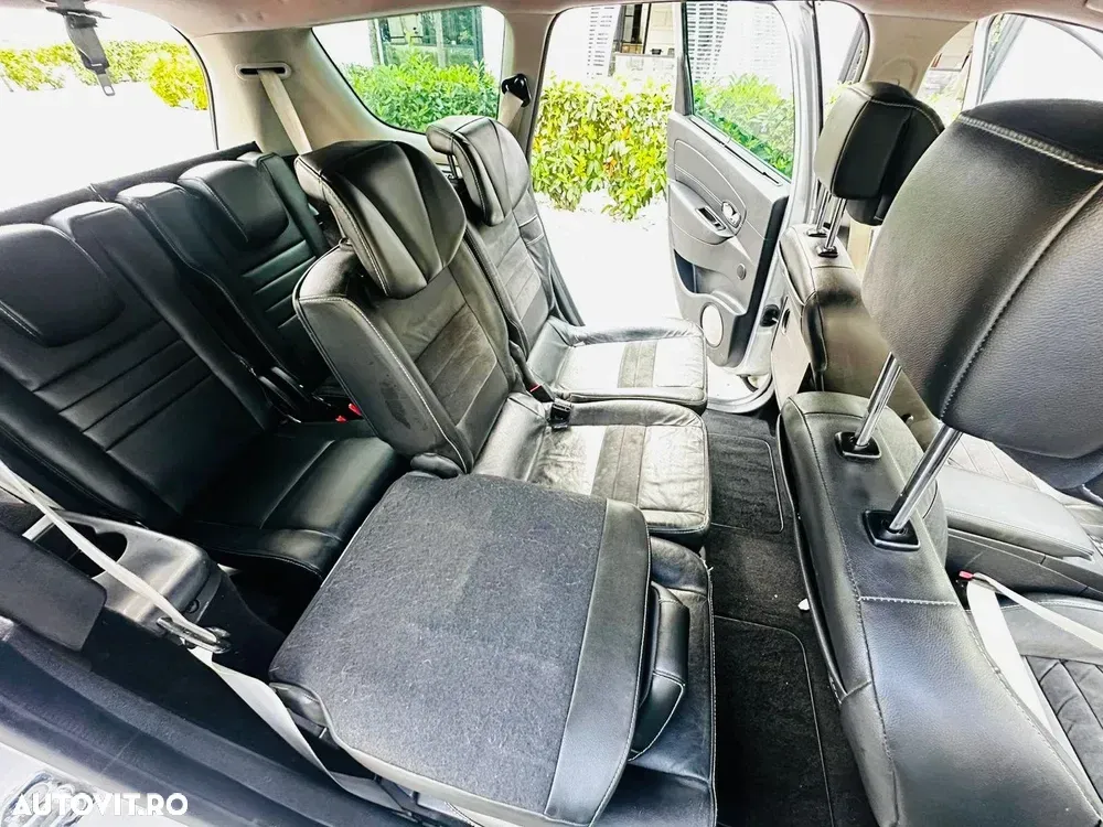 Renault Scénic — imagine 6