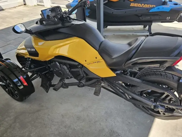 Can-Am Spyder