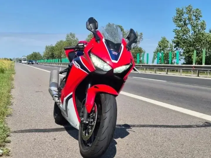 Honda CBR 1000RR Fireblade