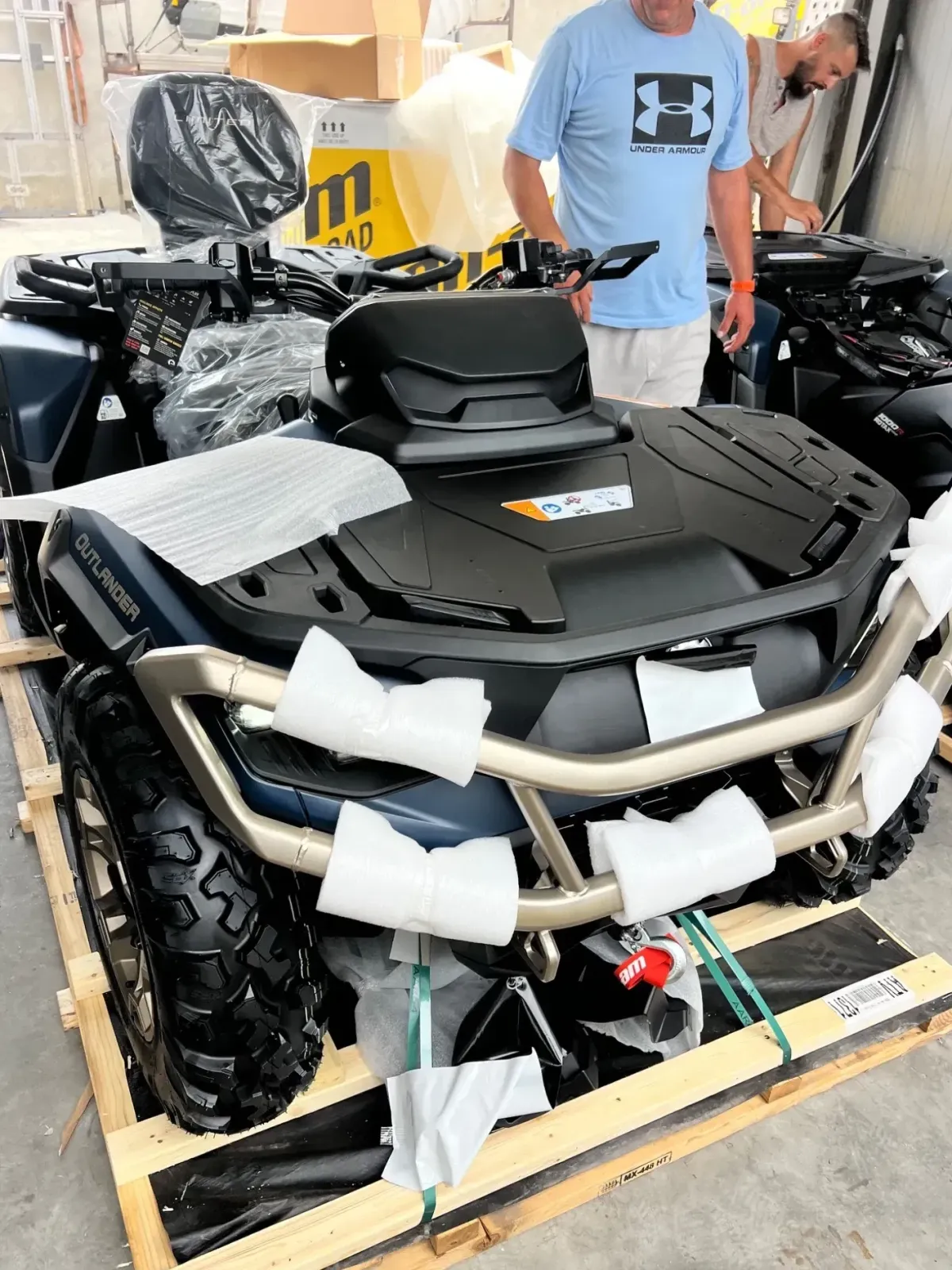 Can-Am Outlander Max — imagine 6