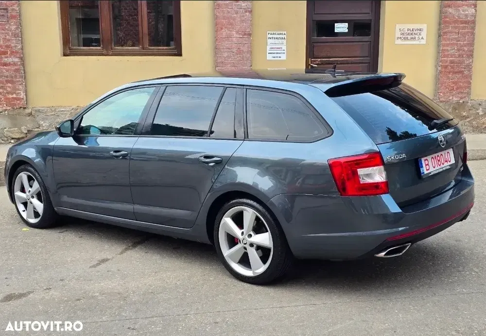 Škoda Octavia III 2.0 TDI DSG RS — imagine 3