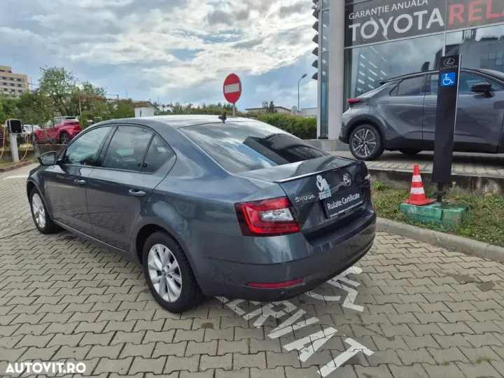 Škoda Octavia IV