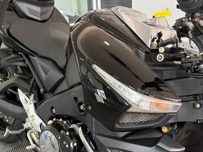 Suzuki GSX 1300 B-King