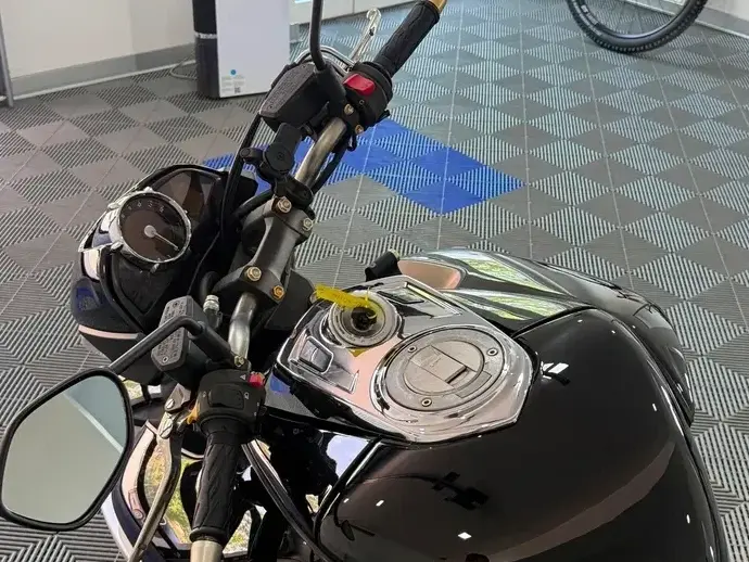 Suzuki GSX 1300 B-King