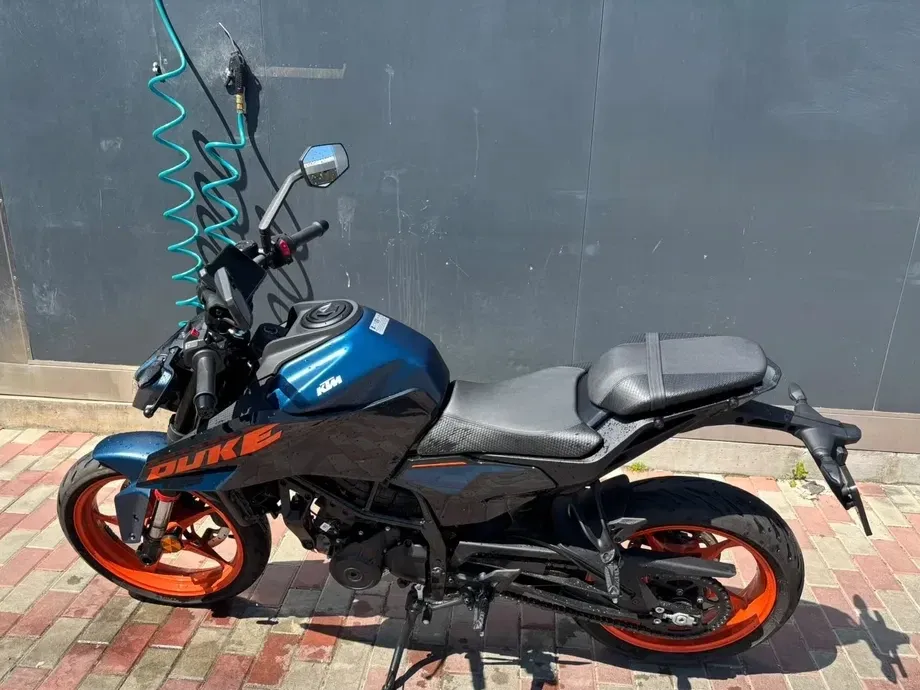 KTM 125 Duke — imagine 5