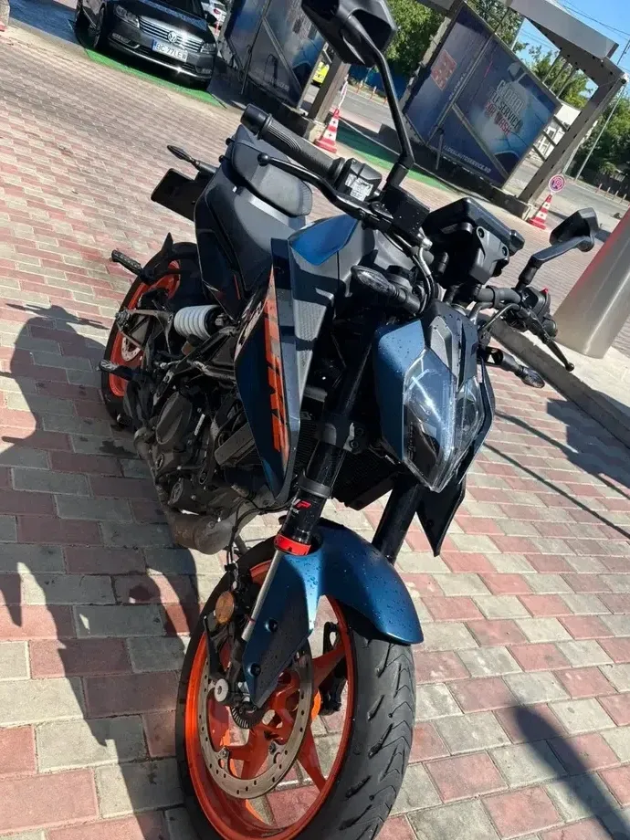 KTM 125 Duke — imagine 3