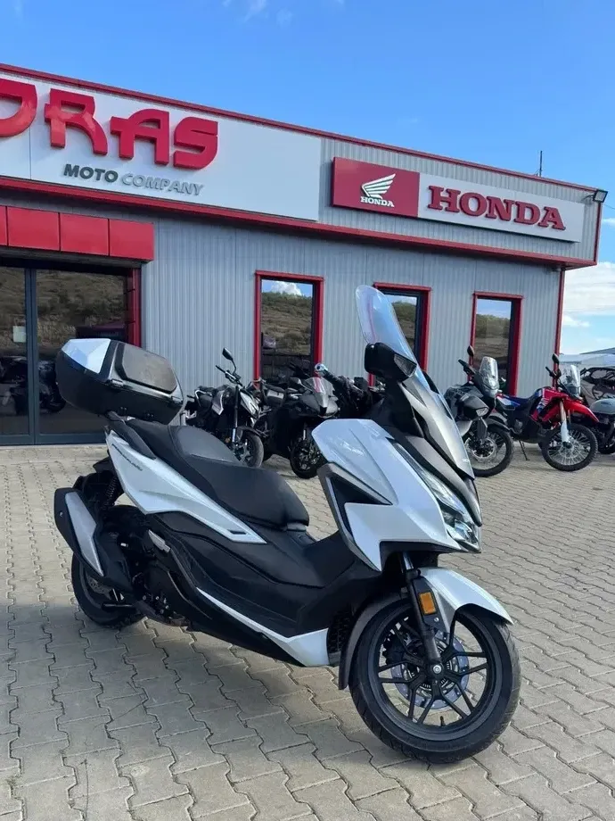 Honda Forza 350 — imagine 5