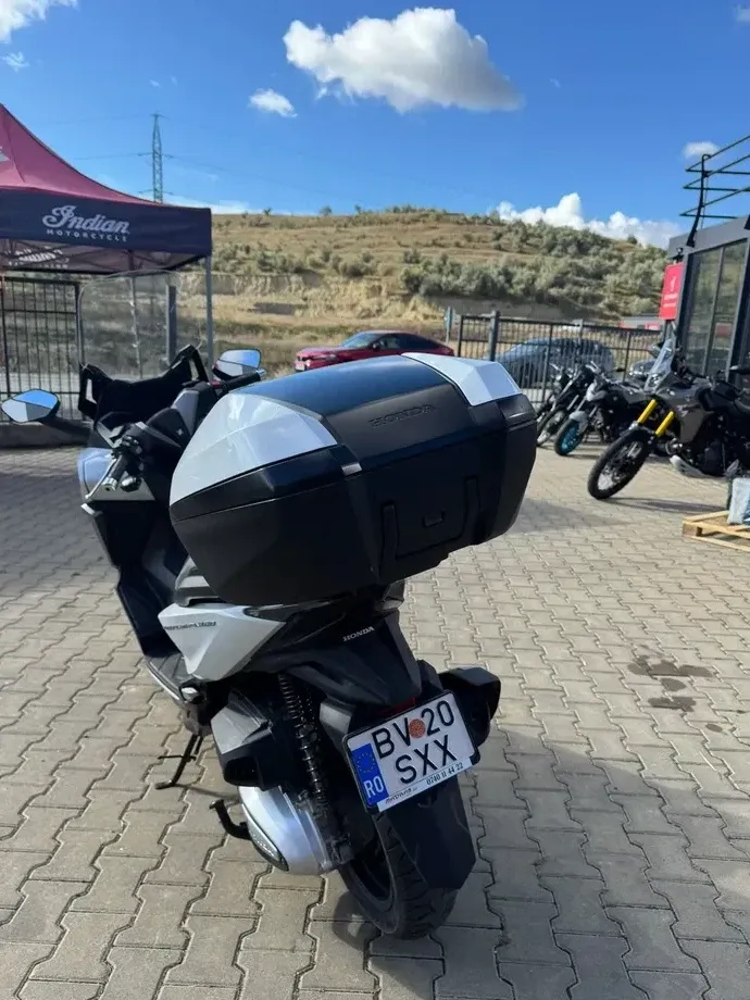 Honda Forza 350 — imagine 6