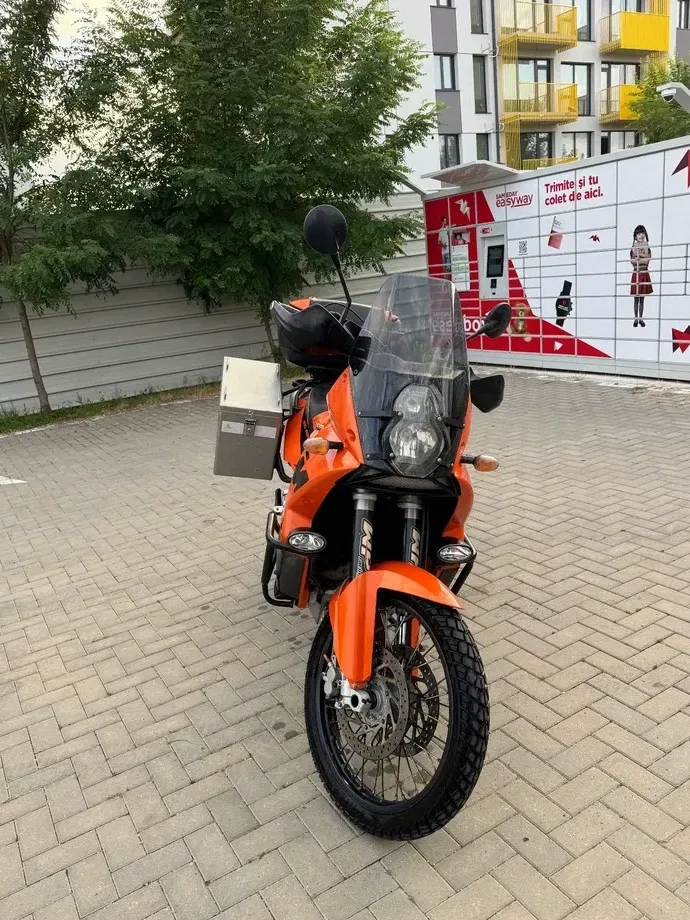 KTM 950 Adventure — imagine 2