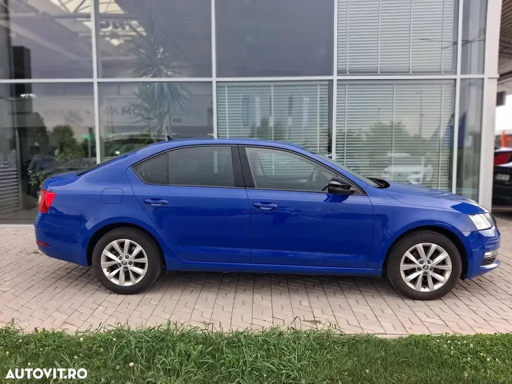 Škoda Octavia 1.5 TSI DSG Mild Hybrid Ambition — imagine 5