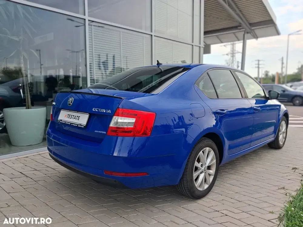 Škoda Octavia 1.5 TSI DSG Mild Hybrid Ambition — imagine 6