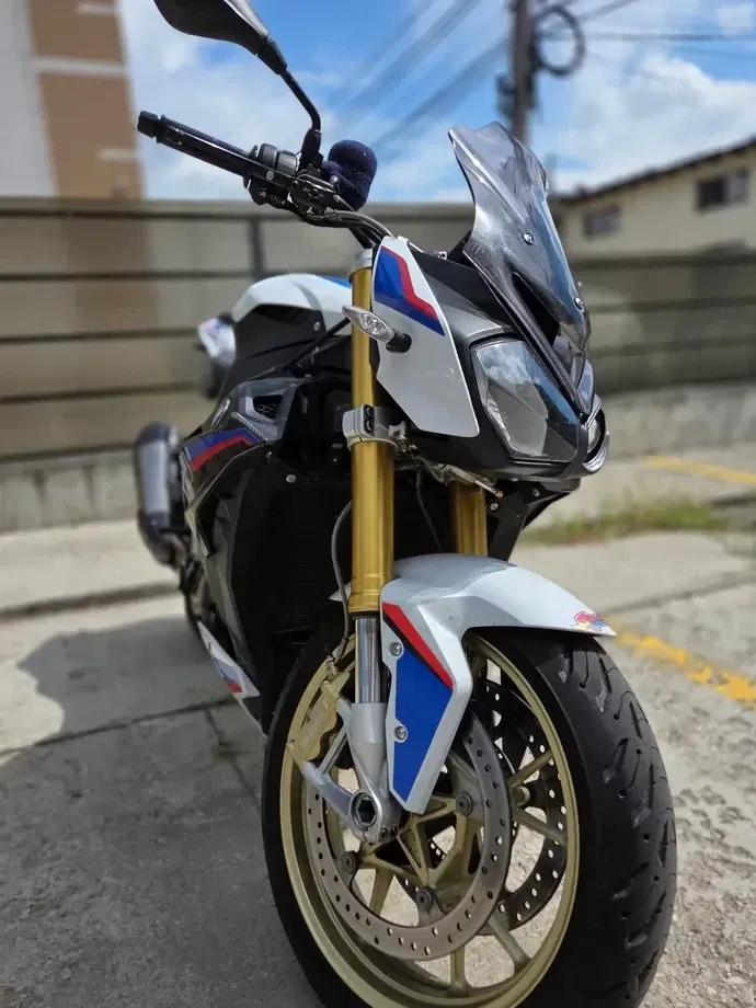 BMW S1000R — imagine 3