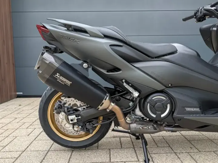 Yamaha TMAX 560
