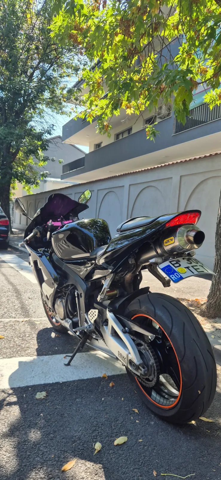 Honda CBR 600RR — imagine 4