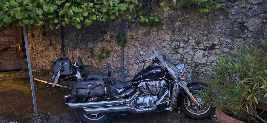 Suzuki Boulevard C109R — imagine 4
