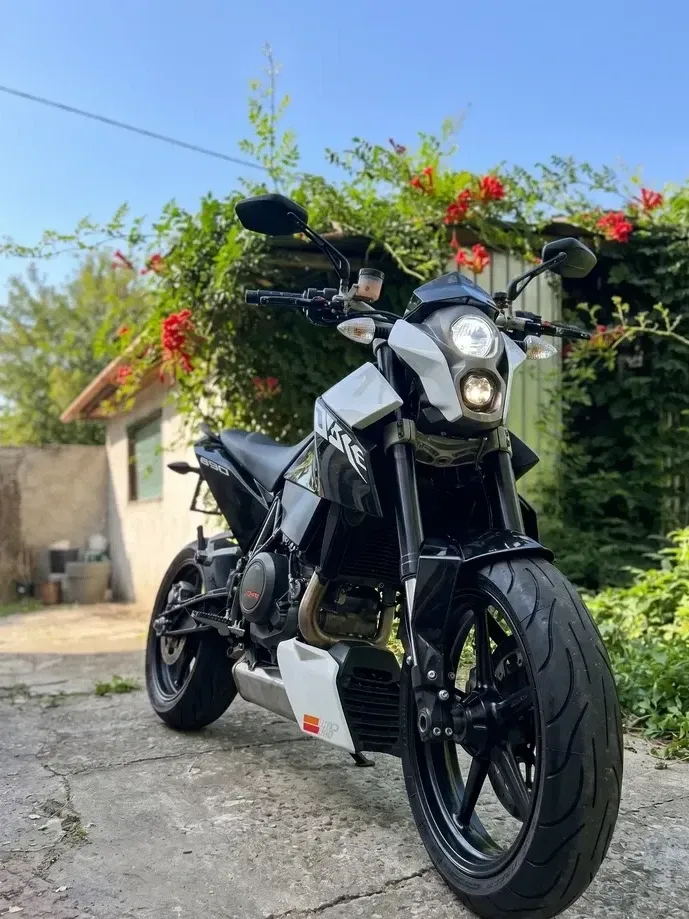 KTM 690 Duke — imagine 4