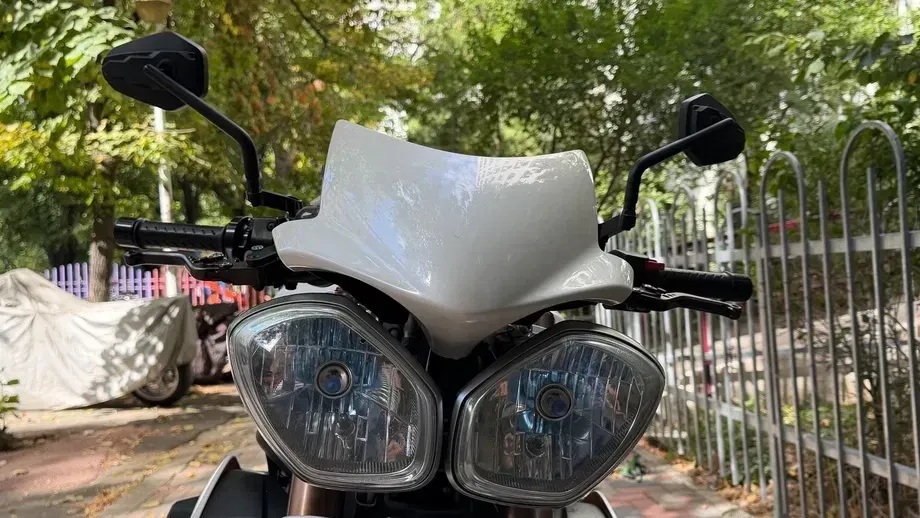 Triumph Speed Triple S — imagine 5