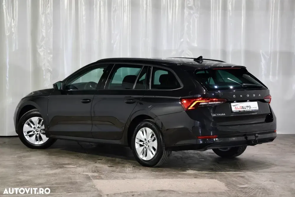 Škoda Octavia 2.0 TDI DSG Selection — imagine 4