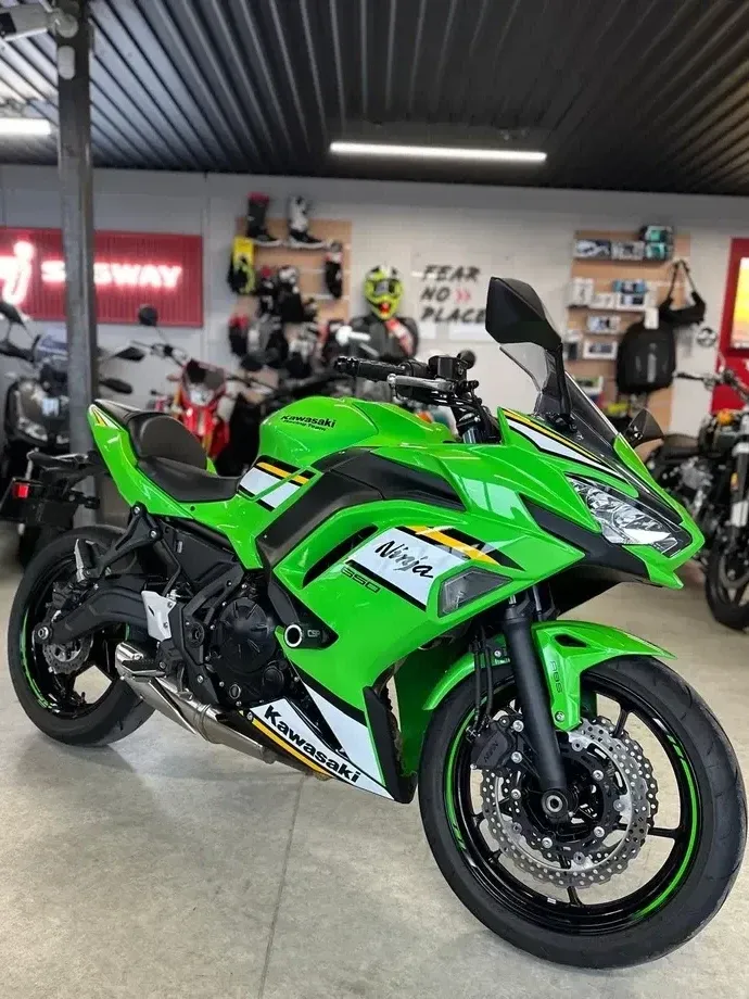 Kawasaki Ninja 650 — imagine 2