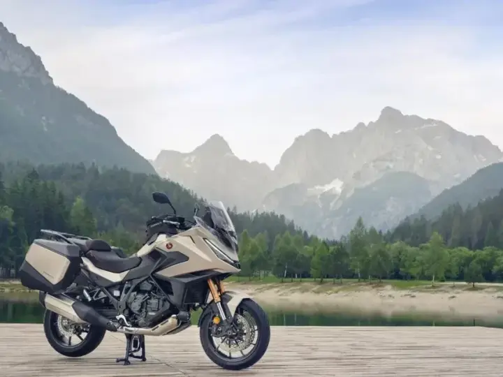 Honda NT 1100