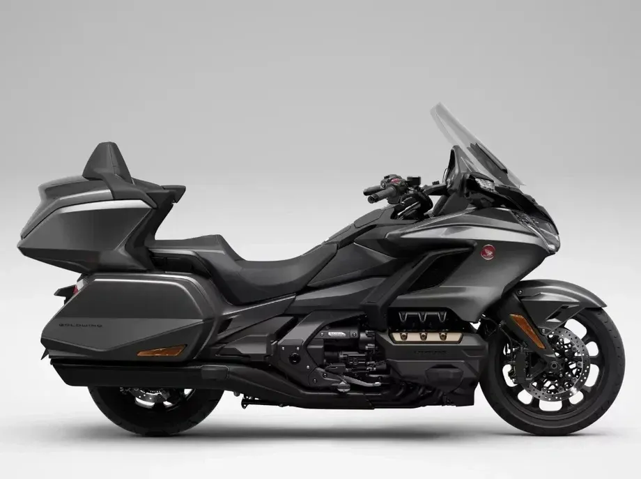 Honda Gold Wing Tour — imagine 2