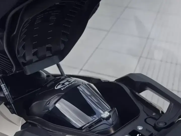 Honda Forza 750