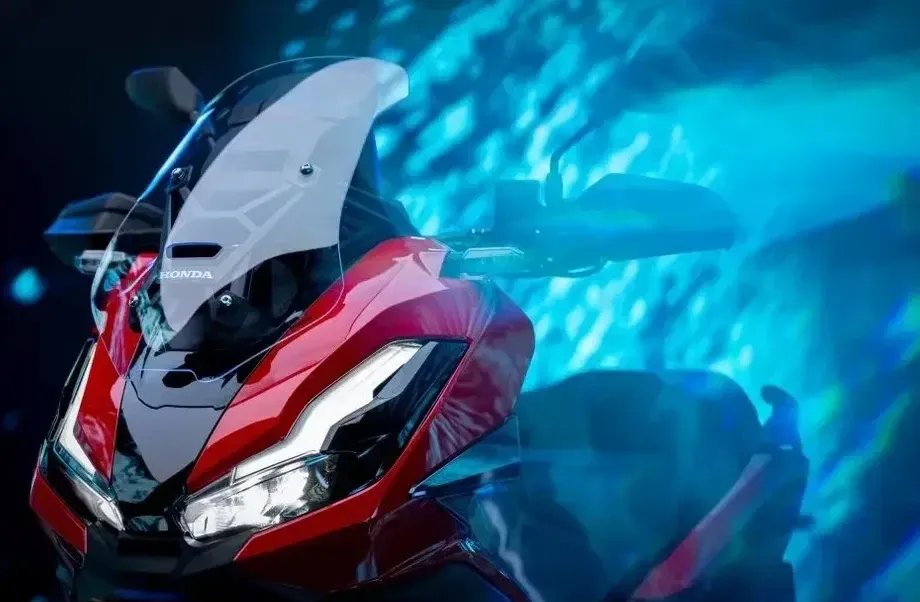 Honda ADV 350 — imagine 4