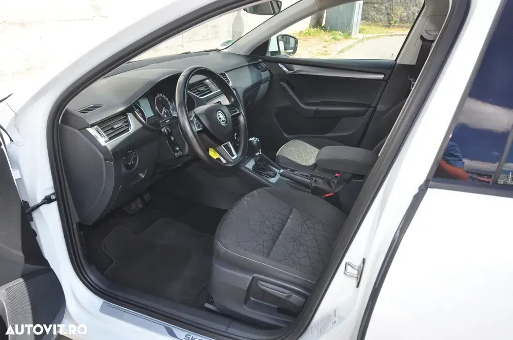 Škoda Octavia III 2.0 TDI DSG 4X4 Style — imagine 6