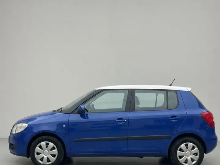 Škoda Fabia II 1.2 HTP Cool Colour Edition