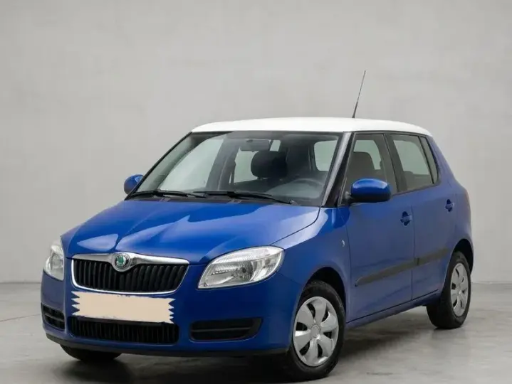Škoda Fabia II 1.2 HTP Cool Colour Edition